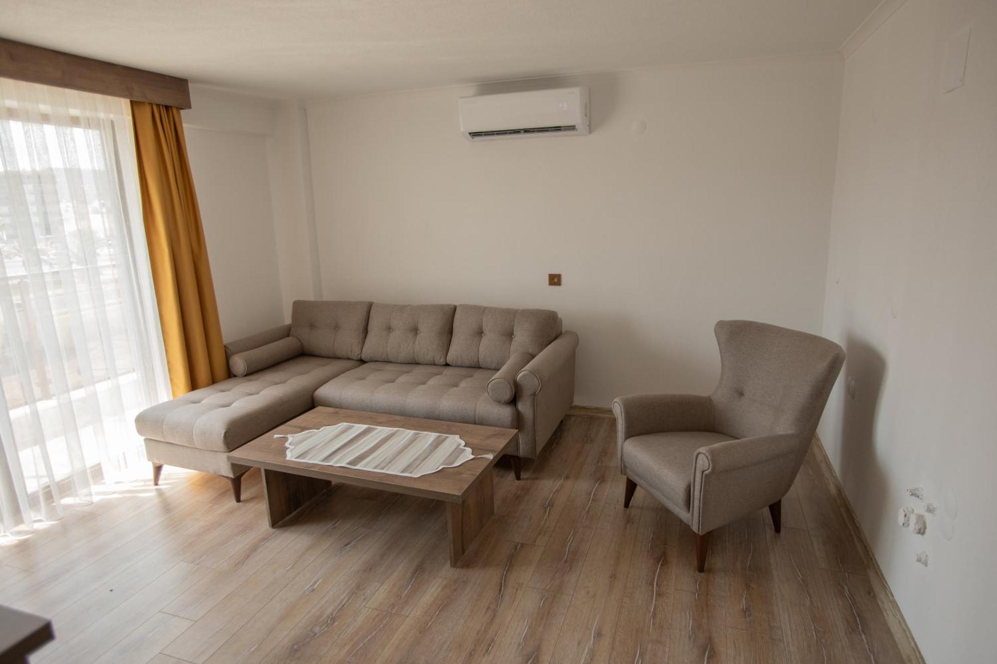 E87 Highway Otel Burhaniye Екстер'єр фото