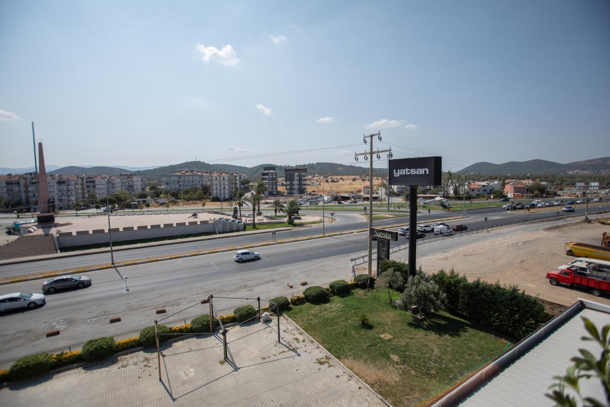 E87 Highway Otel Burhaniye Екстер'єр фото