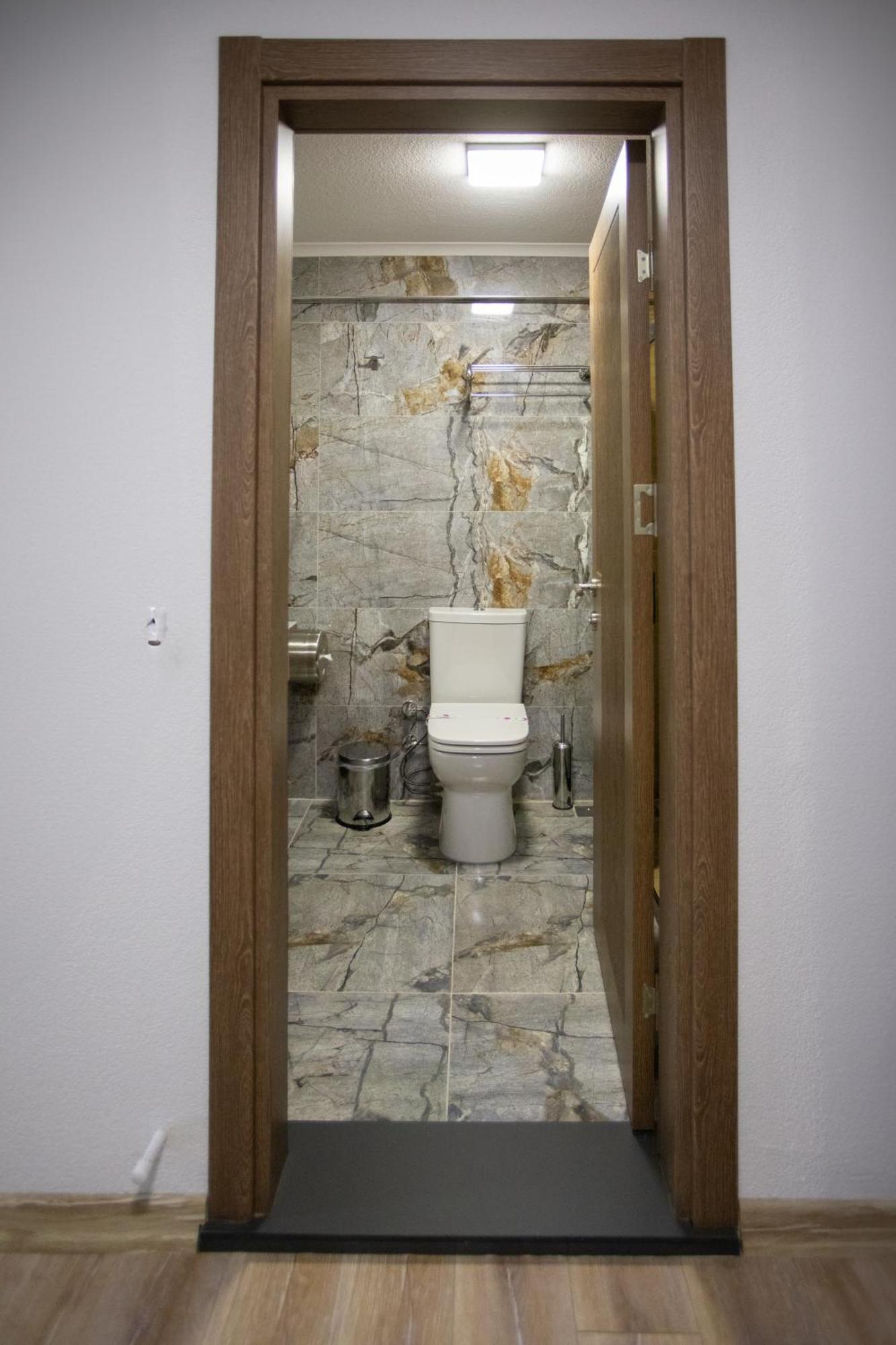 E87 Highway Otel Burhaniye Екстер'єр фото